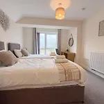 Huge House Private Parking