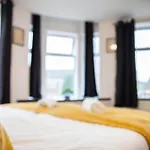Spacious One Bedroom Apartment In Central Derby By Eason Stays Ideal For Weekend Getaways & Business Travellers