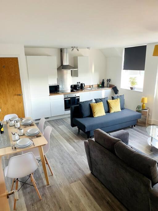 #513 2 Bedroom Sleeps 6 Apartment