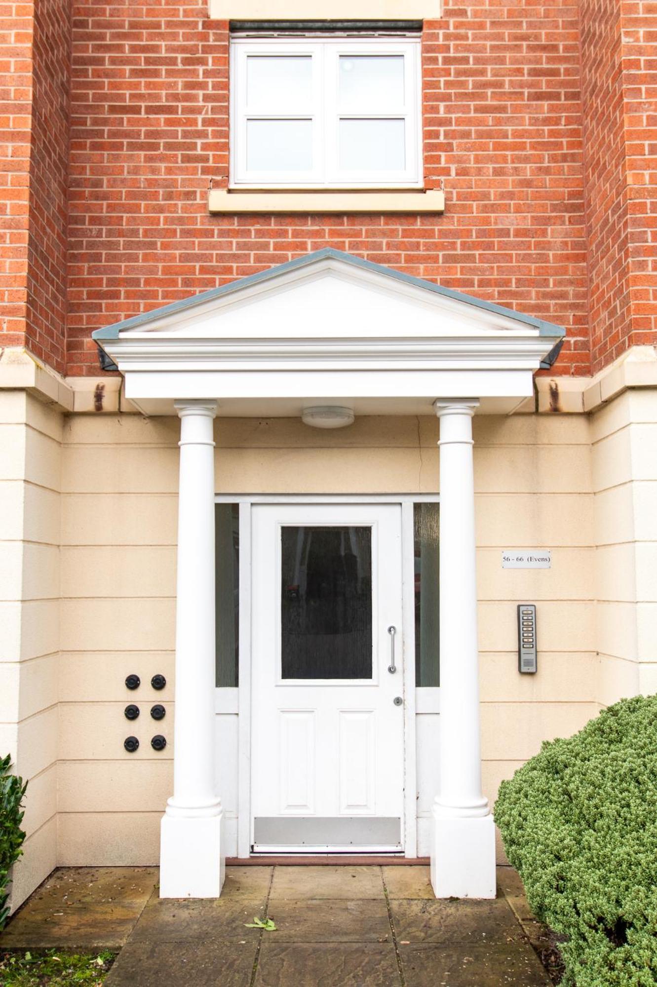 A Spacious 2 Bedroom In Littleover, Derby! *