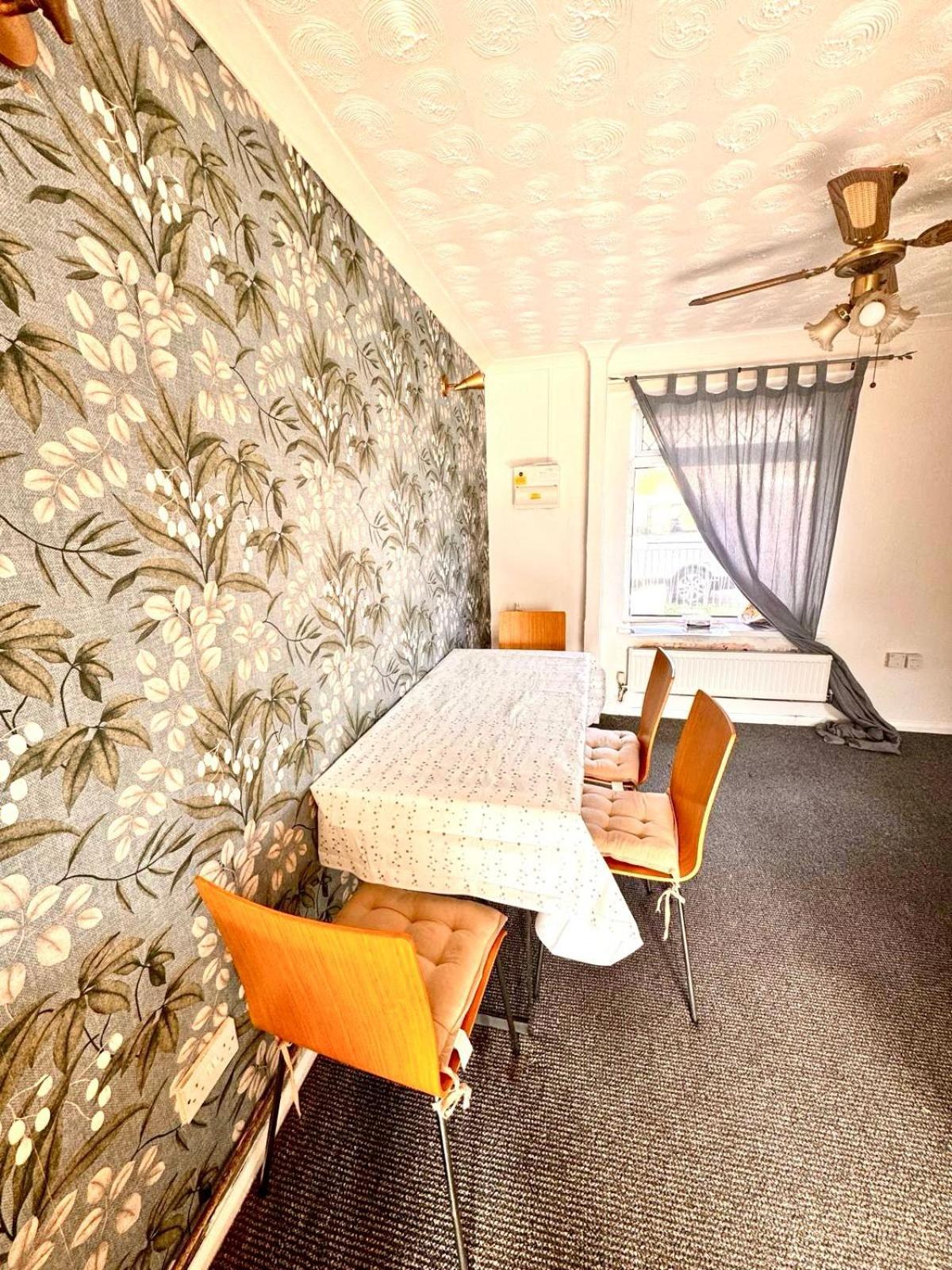 Kingsize 4-bedrooms House *
