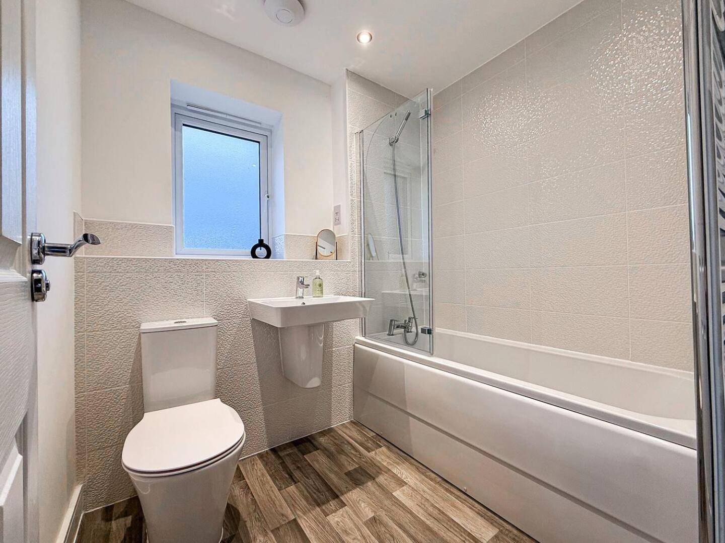 Holiday home Huge House Private Parking *