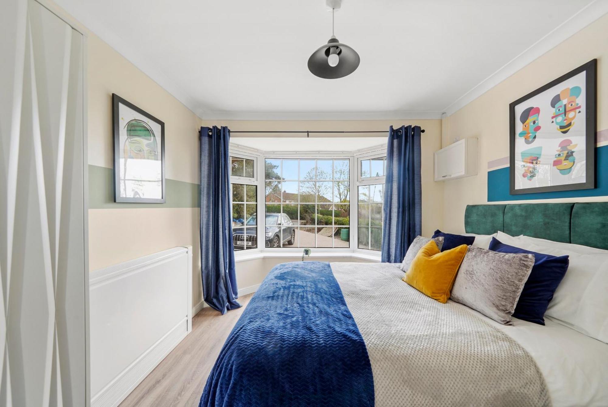 Stylish Derbyshire Abode - Games - Sleeps 12 Holiday home