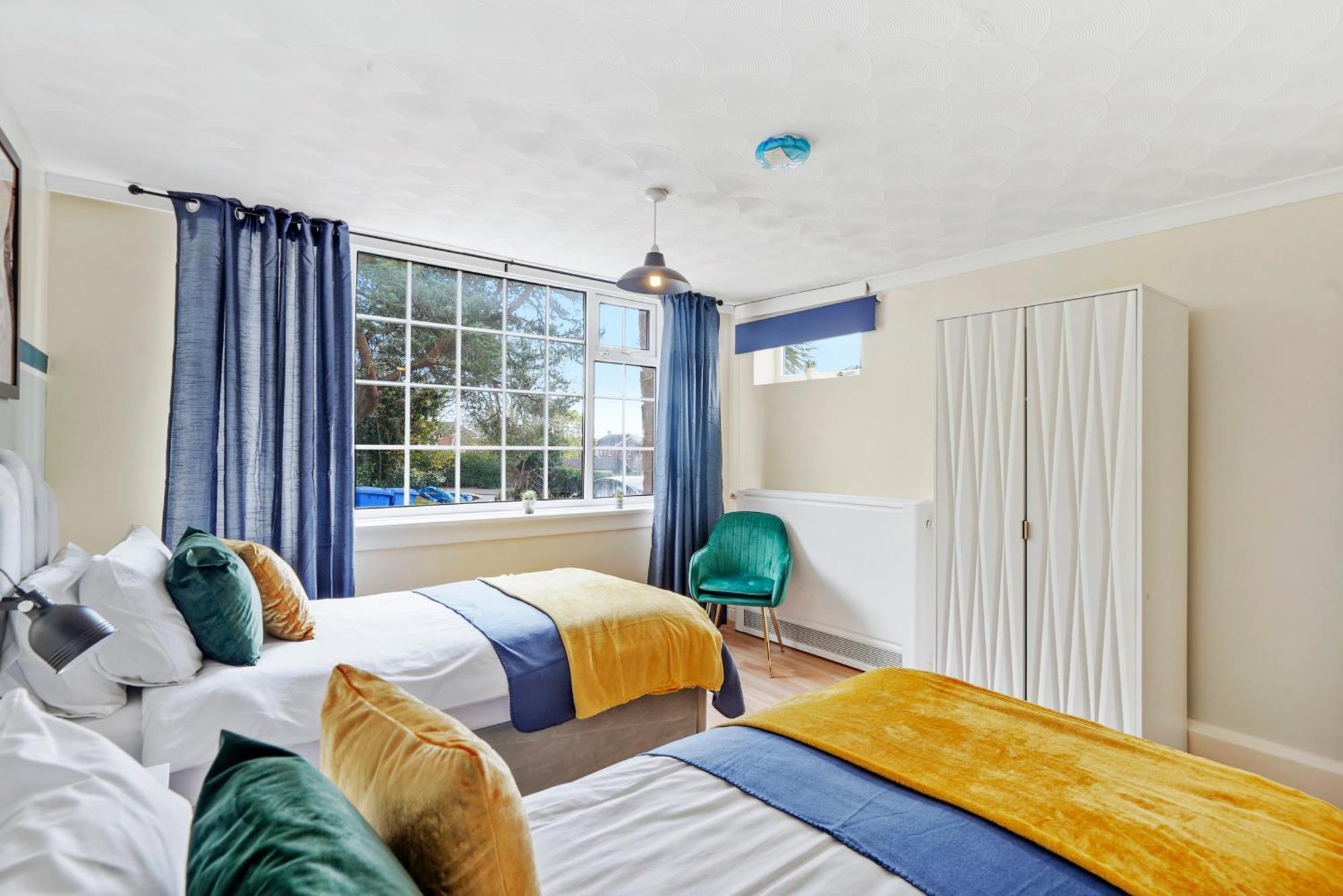Stylish Derbyshire Abode - Games - Sleeps 12 * Derby