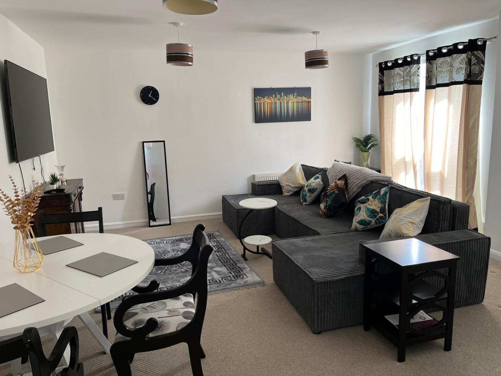 Apartment Tardis Townhouse - Spacious And Comfortable