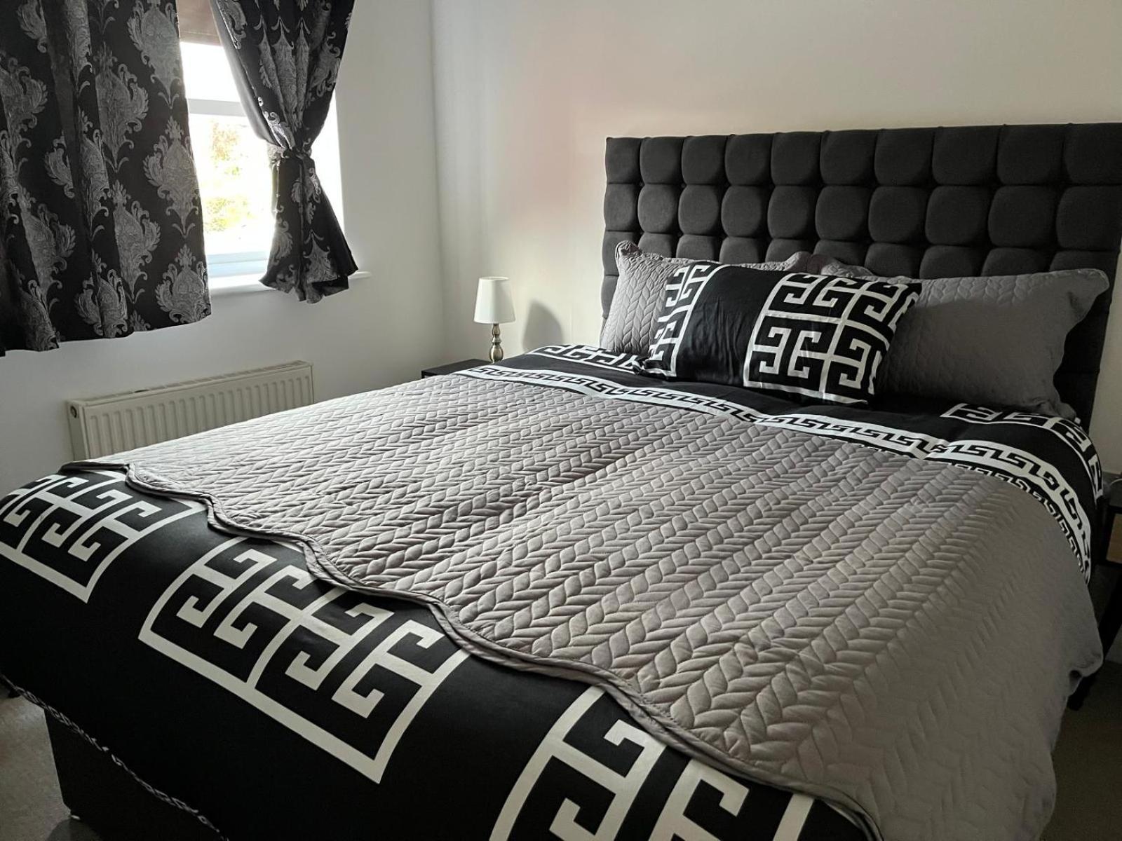 Tardis Townhouse - Spacious And Comfortable Apartment Derby