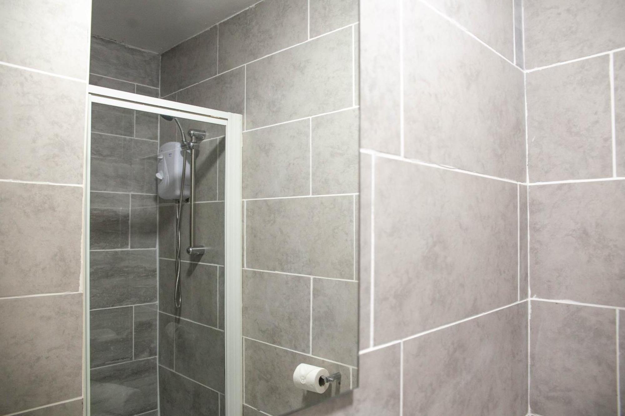 Apartment Spacious One Bedroom Apartment In Central Derby By Eason Stays Ideal For Weekend Getaways & Business Travellers *