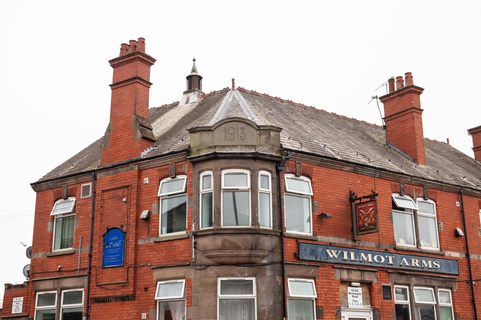 Spacious One Bedroom Apartment In Central Derby By Eason Stays Ideal For Weekend Getaways & Business Travellers Apartment