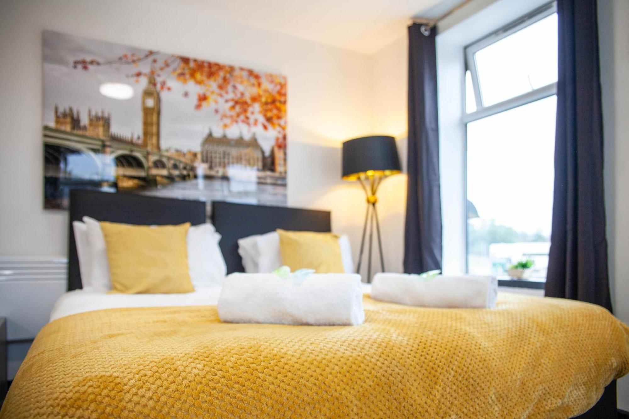 Spacious One Bedroom Apartment In Central Derby By Eason Stays Ideal For Weekend Getaways & Business Travellers Apartment Derby
