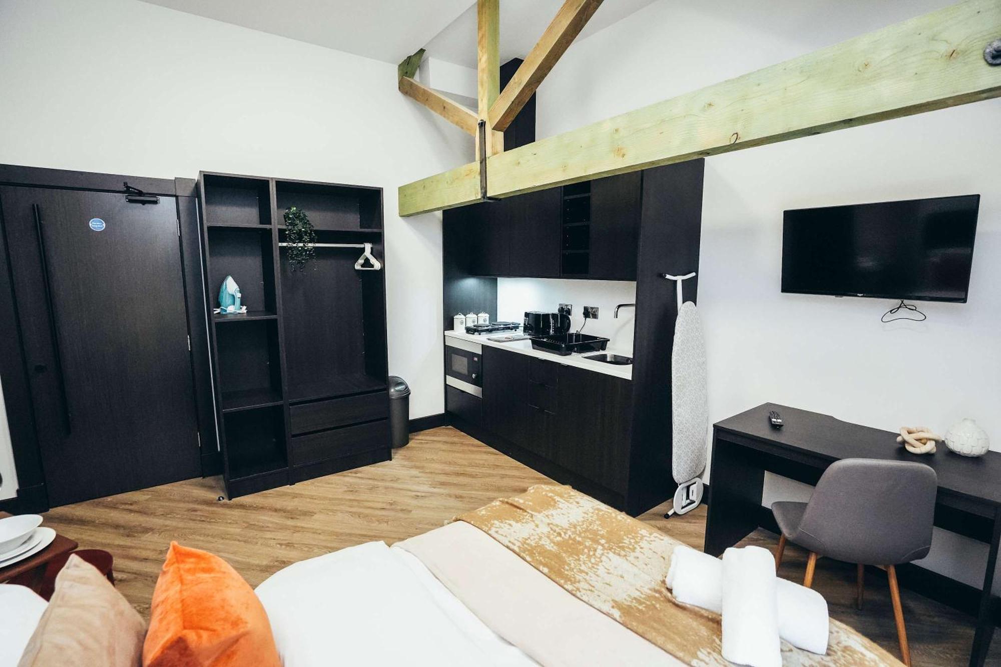 No46 Stylish Apartment, By Derbnb *