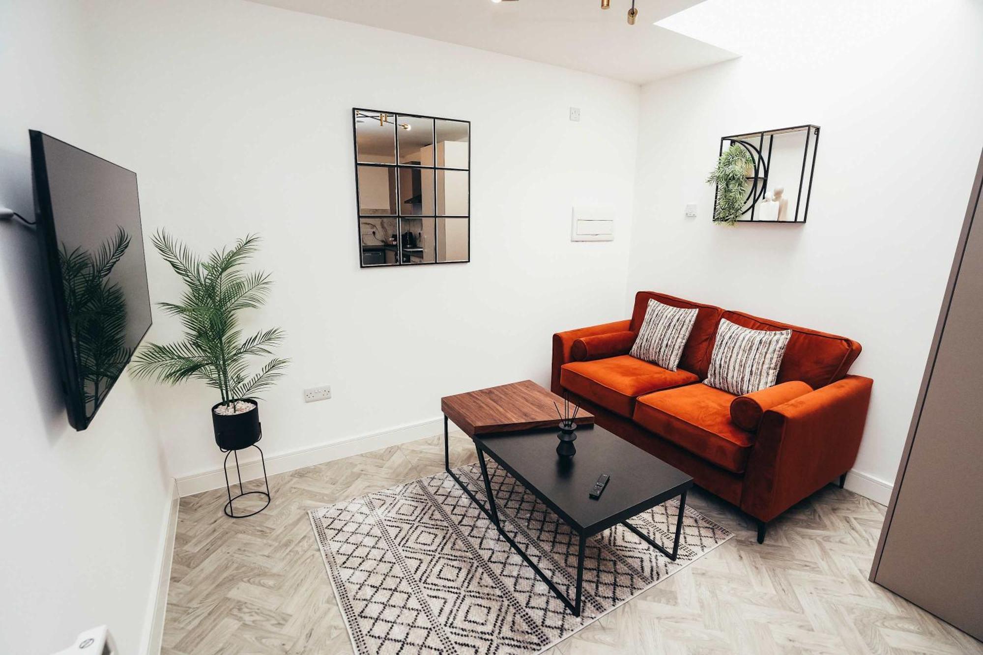 Apartment Hen & Chickens Luxury Apartments, Free Parking, By Derbnb *