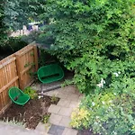 Railway Cottage With Garden & Parking In Heart City