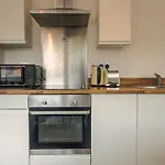 Comfort Apartments - Ideal For Contractors