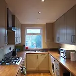 Derby Pride Park Private Ensuite Room- 2 Beds- Free Parking