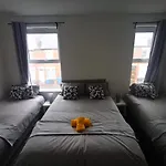Family Room - Sutherland Place