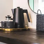 Dreamy Derby City Apartment Free Wi-Fi & Parking