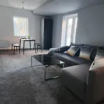 Derby City Centre Apartment With Roof Top Hot Tub