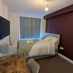 Prime Location 5 Bed Ensuite 6 Bathrooms In Derby City Centre