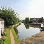 The Canalside Cottage
