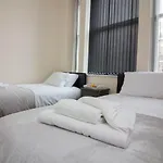 Diamond - St. James Chambers, Apartment 7