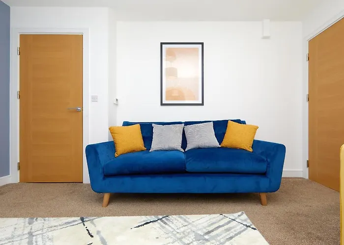 Derby Comfort Stay - 2 Bed House, 3 Min Walk To Hospital, Free Parking