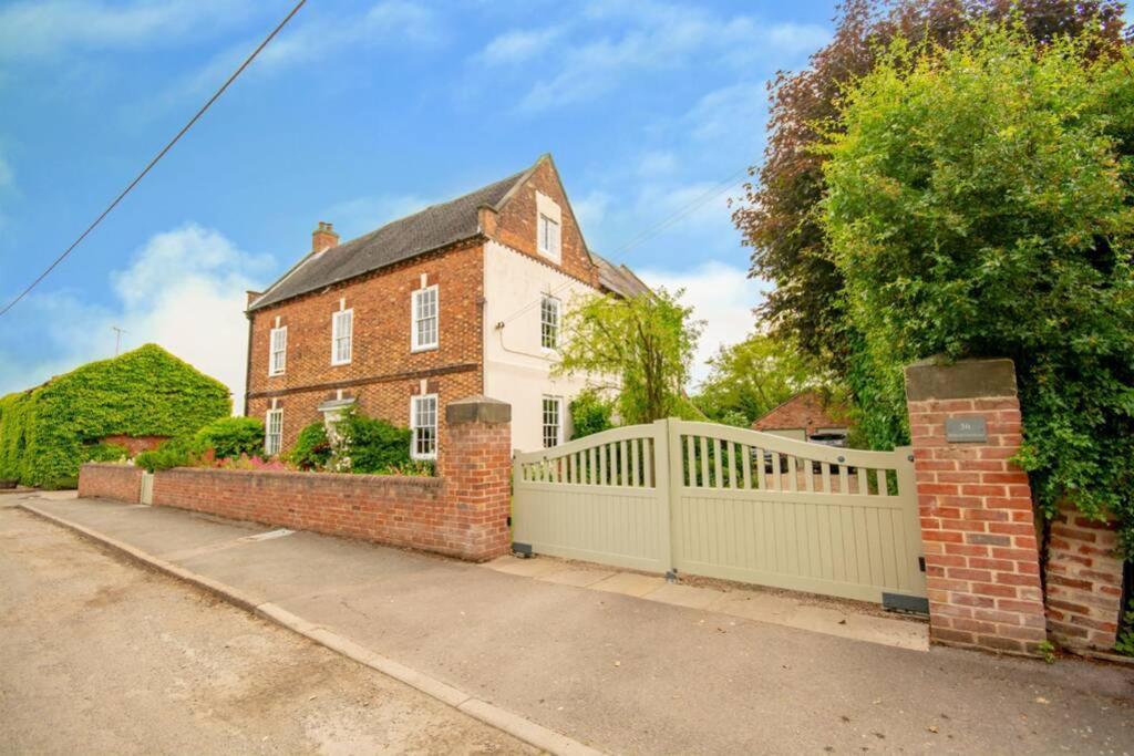 Holiday home Derwent Farmhouse - Quintessential Country