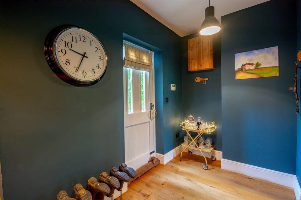 Derwent Farmhouse - Quintessential Country *