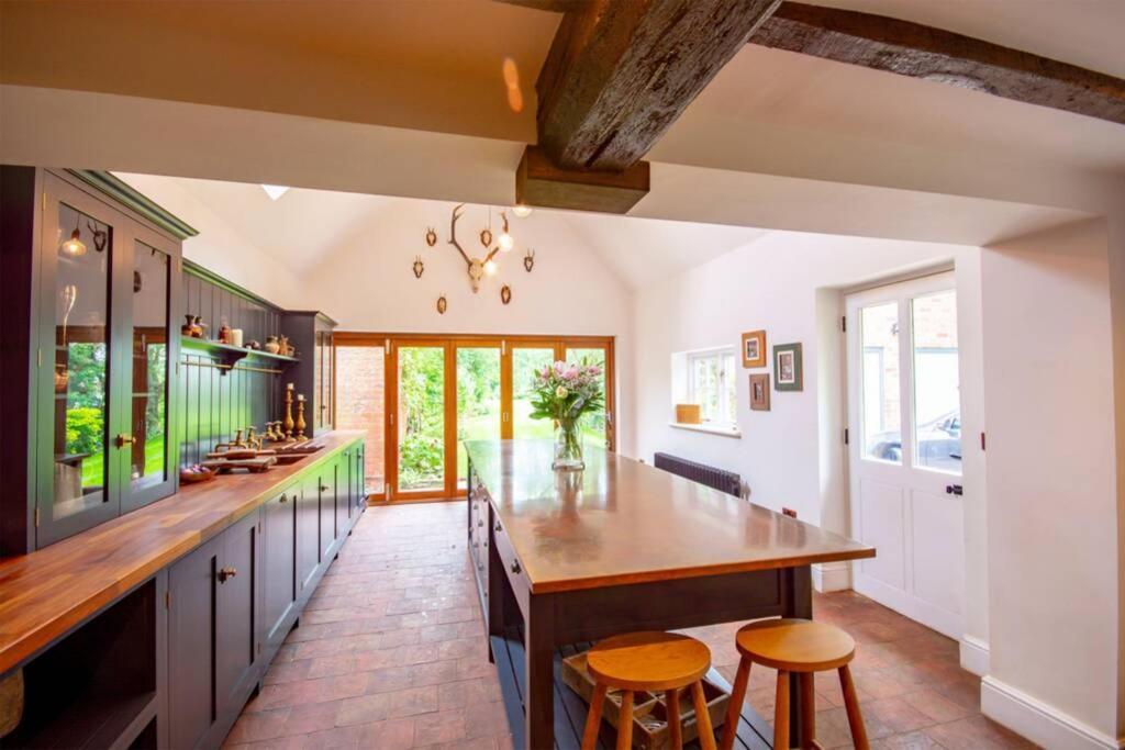Derwent Farmhouse - Quintessential Country Holiday home *