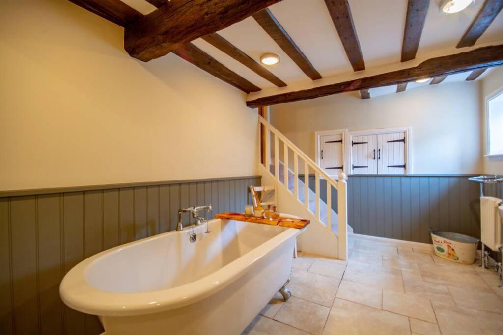 Holiday home Derwent Farmhouse - Quintessential Country