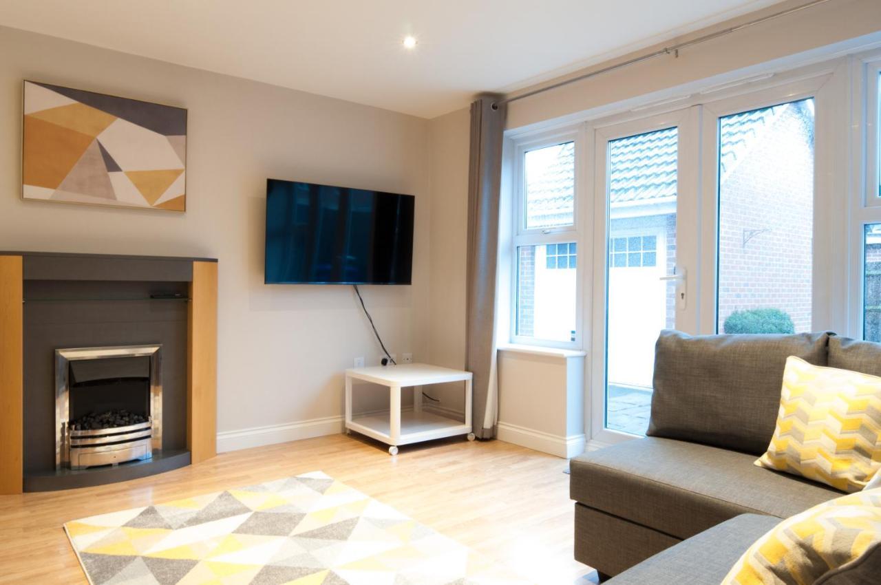 Holiday home Newly Furnished Aztec House Derby
