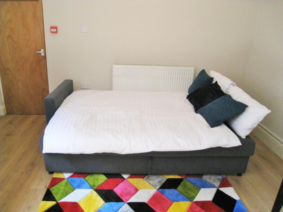 Apartamento Swinb Apartment, With King Size Bed, Free Wifi And Free Parking Derby