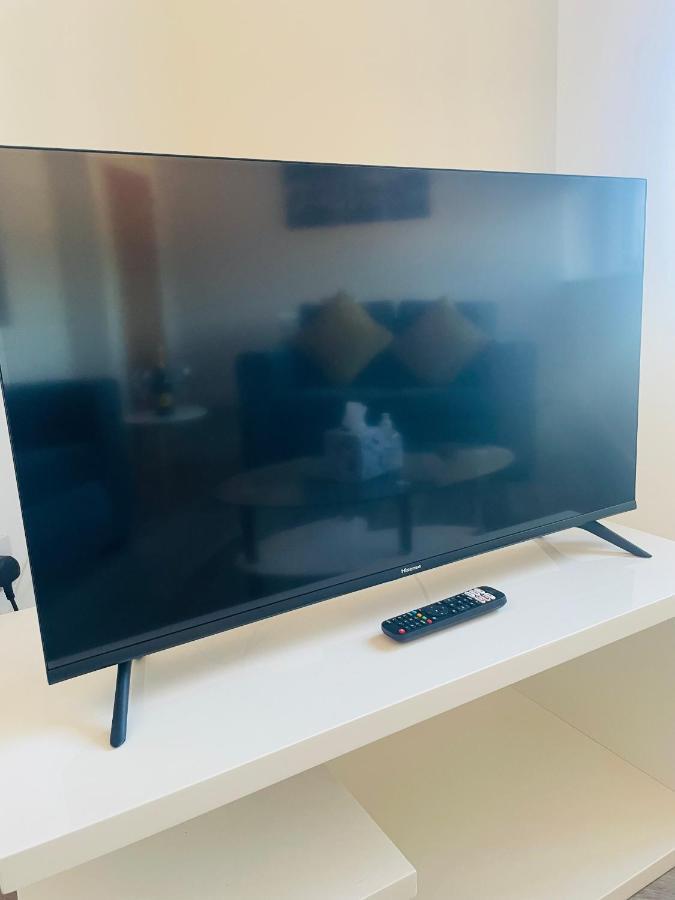 Apartamento #0406 Lovely 2 Bedroom Serviced - Free Parking