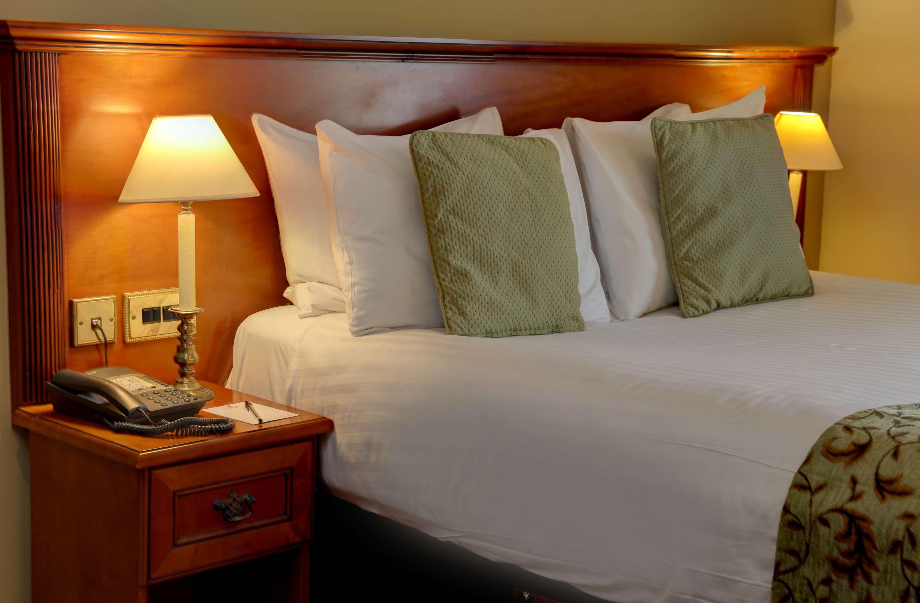 Hotel Western Premier Ema Yew Derby