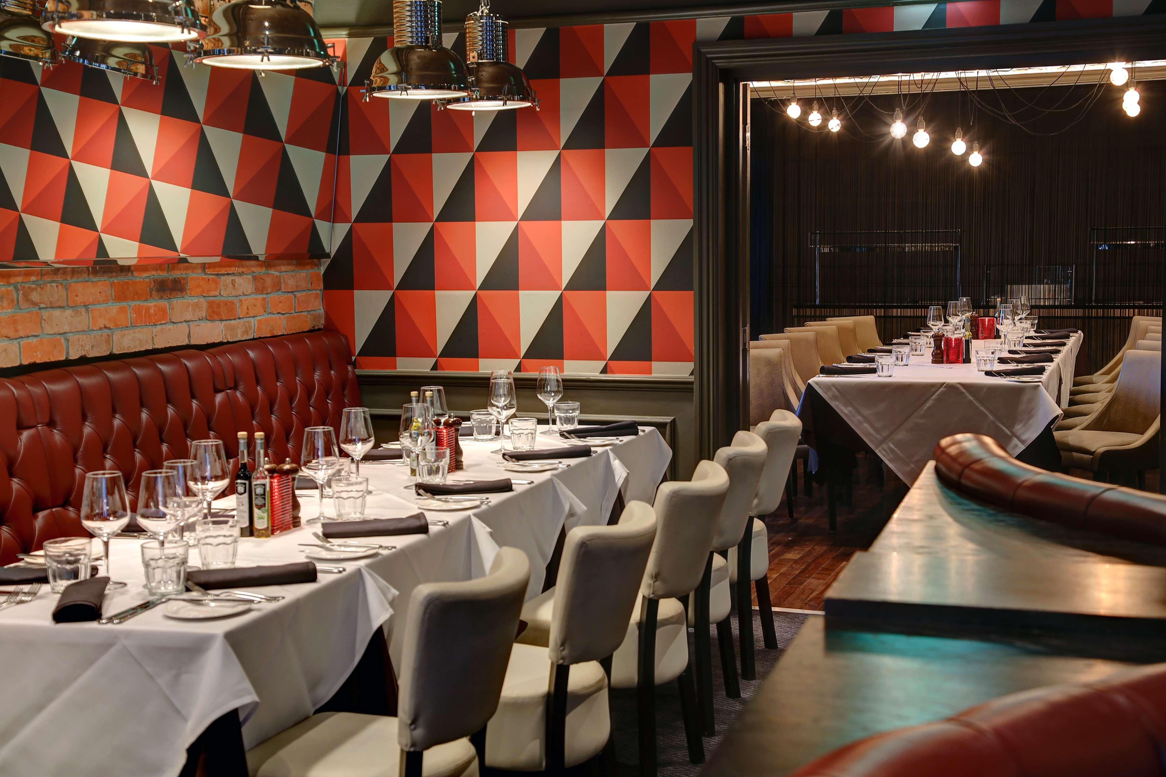 Hotel Western Premier Ema Yew Derby