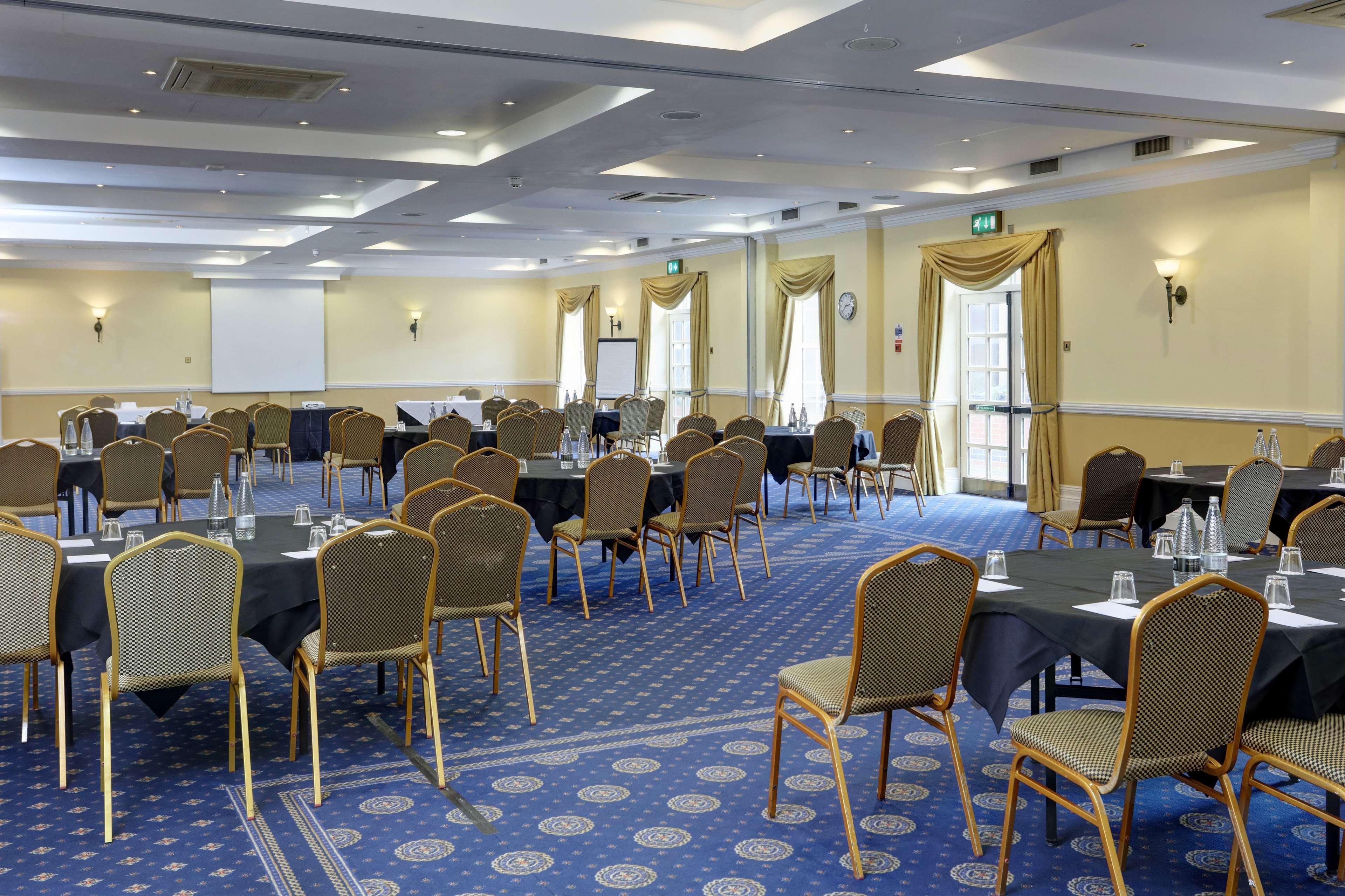 Hotel Western Premier Ema Yew 4*