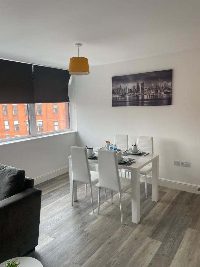#0406 Lovely 2 Bedroom Serviced - Free Parking *