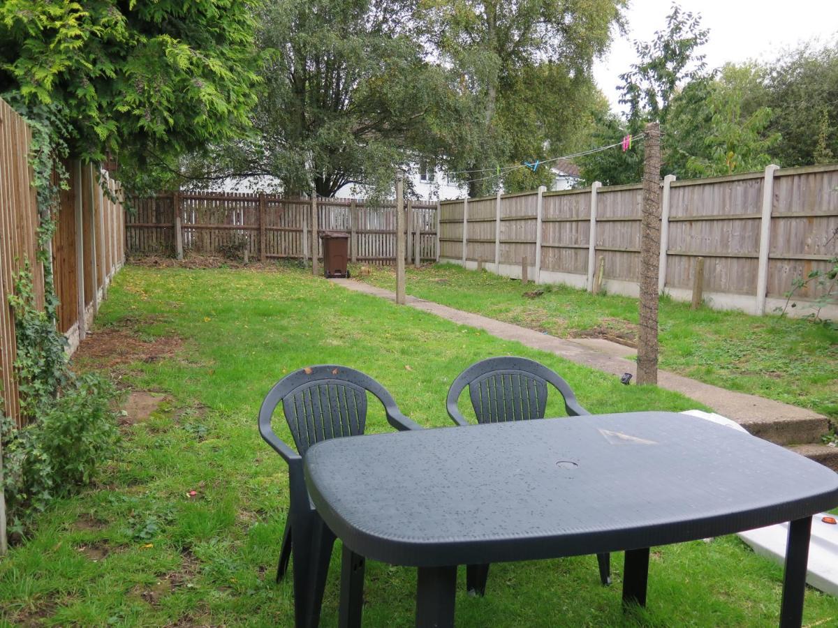 Worcester House - Single, En-suite Double Or Twin - Total 4 6 Beds, Lounge & Kitchen, Free Wi-fi, On-drive Parking Derby