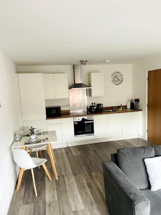 #301 2 Bed Serviced Apartment