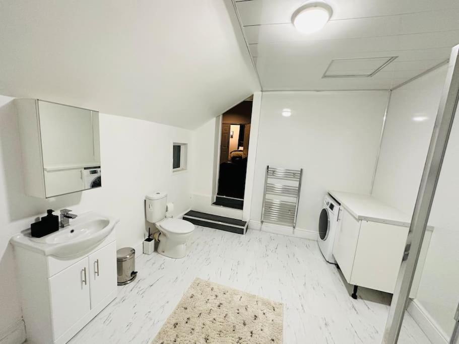 Bespoke 2 Bedroom *