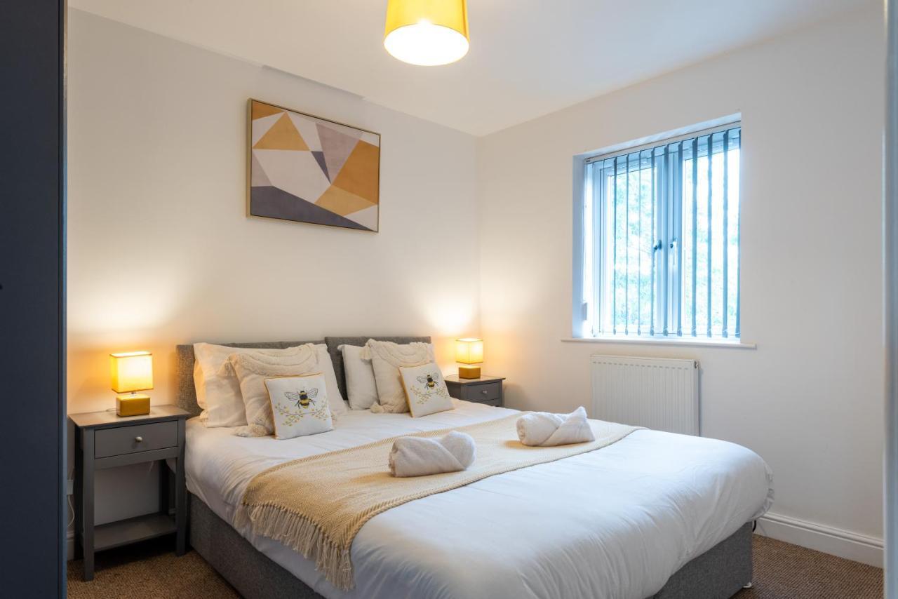Casa de férias Parking - Spacious - Smart Tv - Self Checkin - Garden - King *