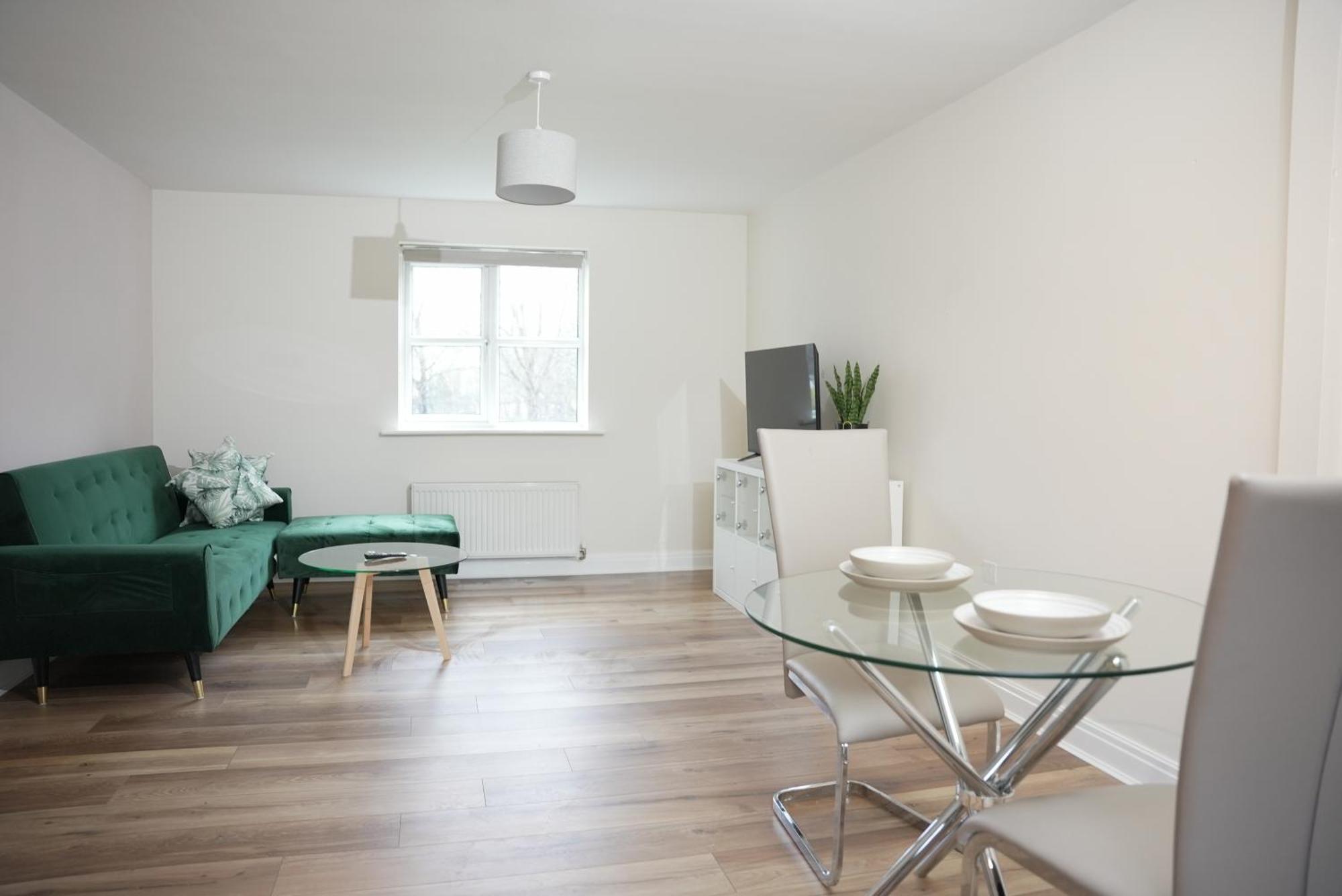 Apartment Stylish Pride Park - Free Wifi, Parking