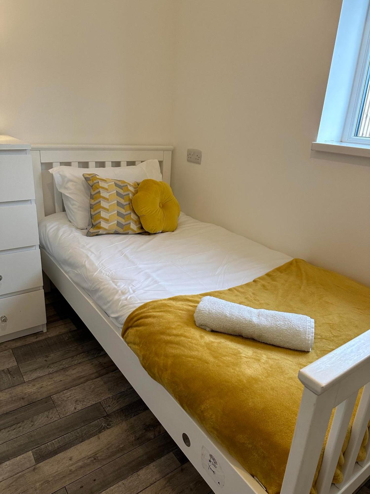 Сasa de vacaciones Shakespeare House 19 Bedrooms 30 Beds Up To 42 People Derby