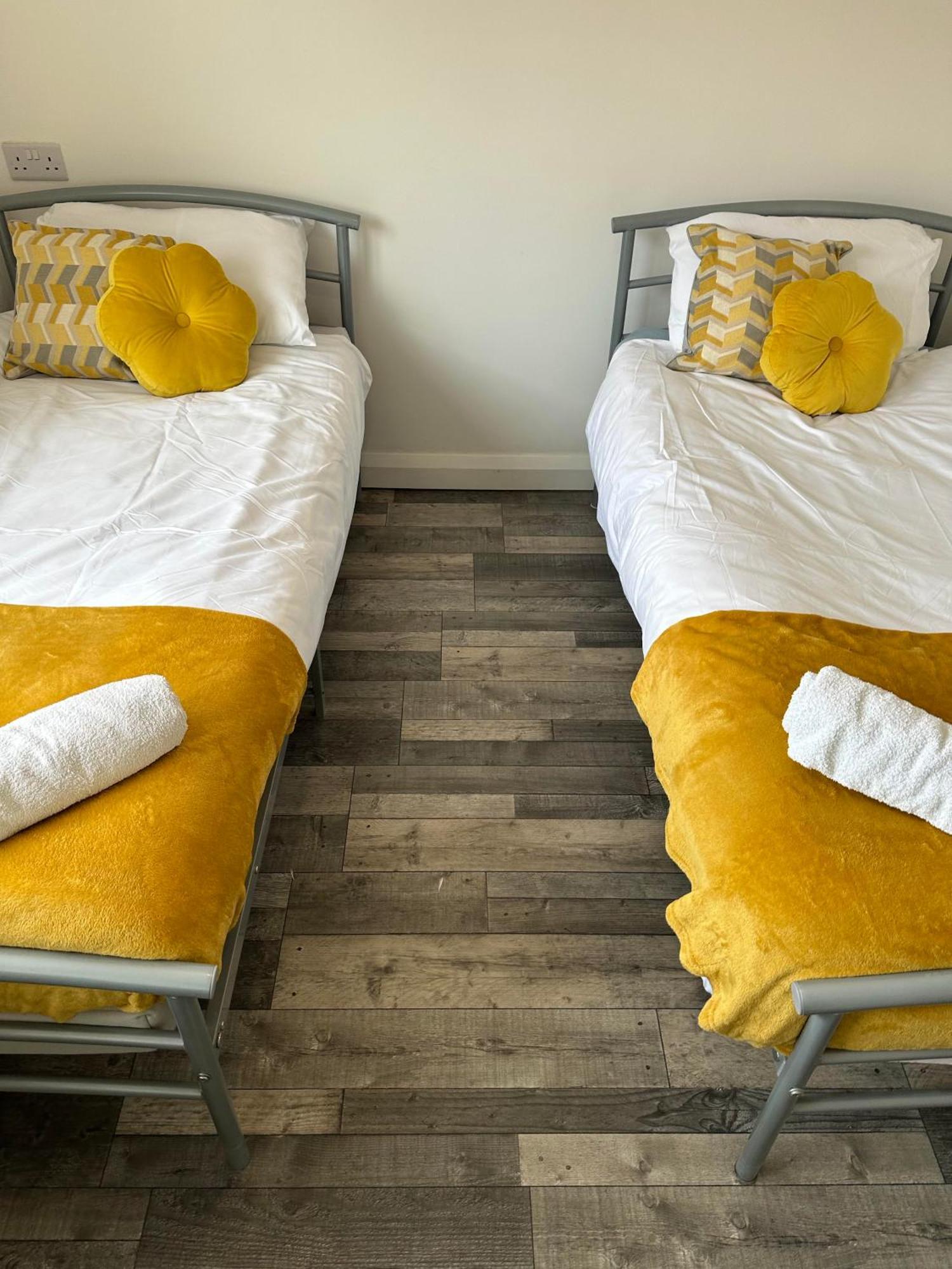 Сasa de vacaciones Shakespeare House 19 Bedrooms 30 Beds Up To 42 People