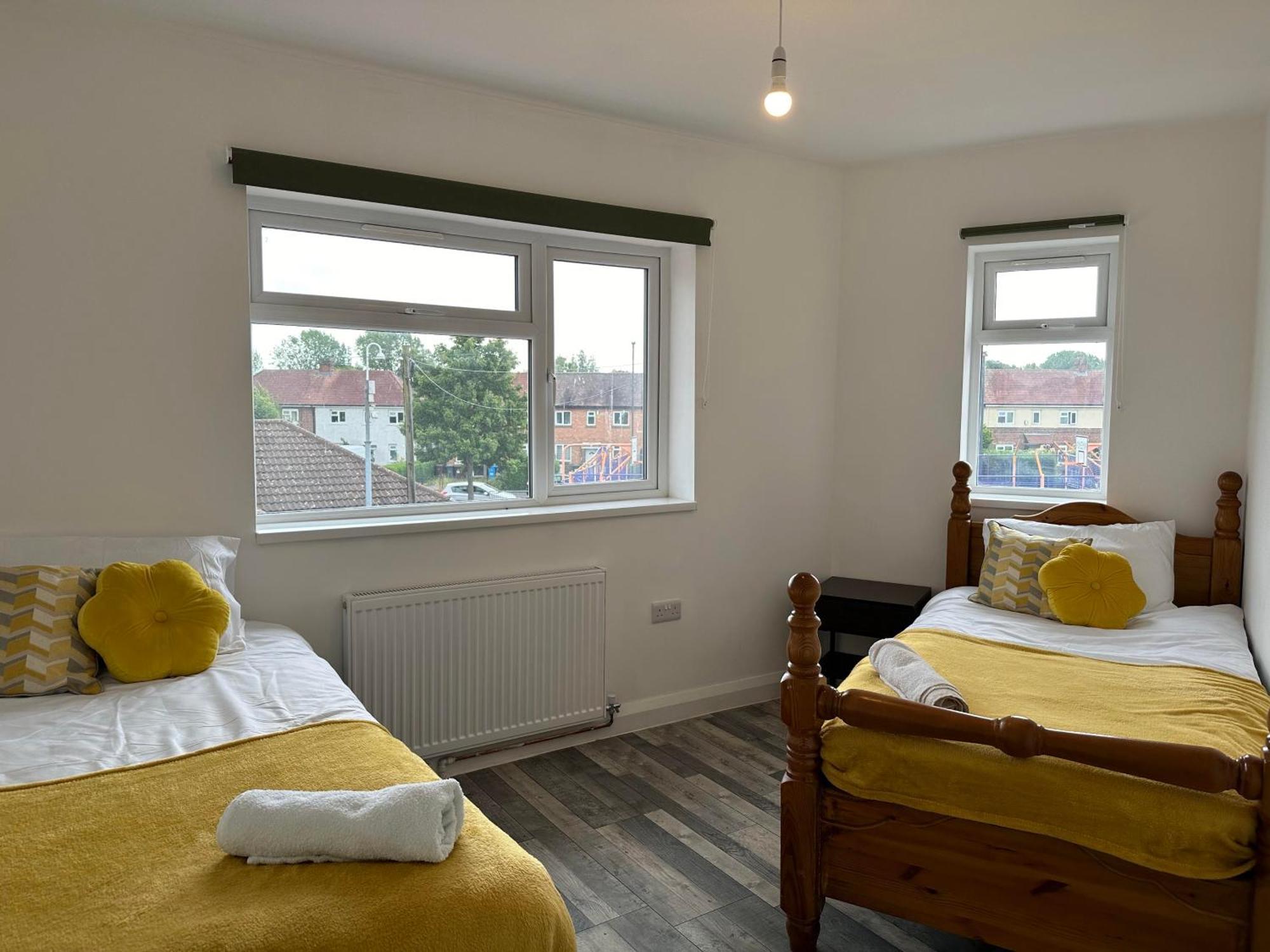 Сasa de vacaciones Shakespeare House 19 Bedrooms 30 Beds Up To 42 People *