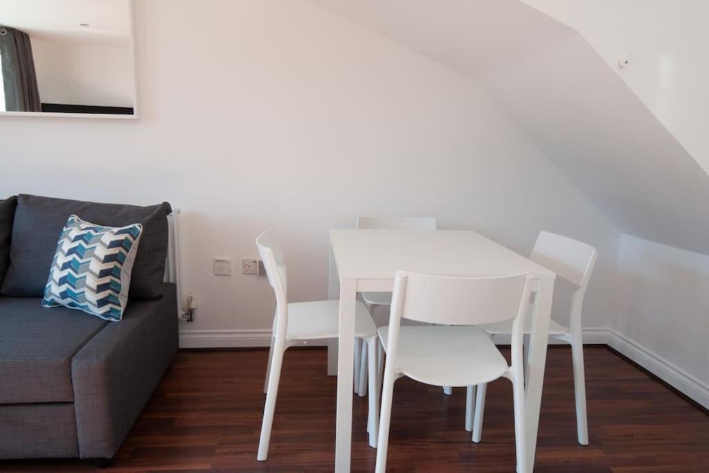 The Voyager - Newly Furnished Holiday home