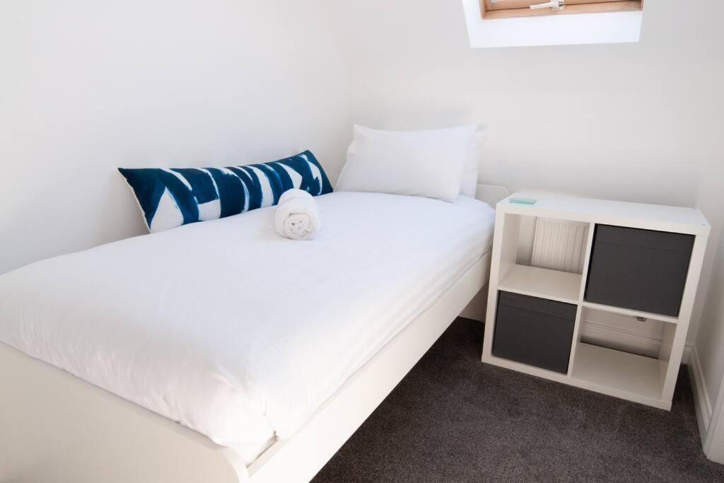 The Voyager - Newly Furnished