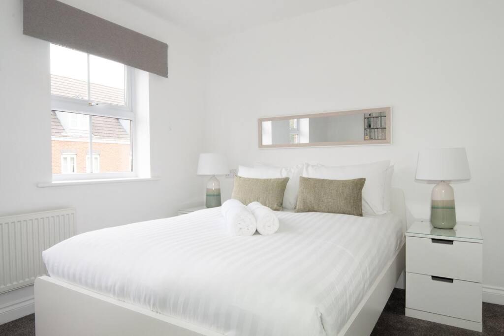The Voyager - Newly Furnished Holiday home *