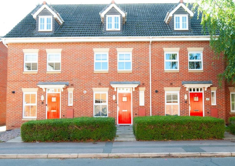 Holiday home The Voyager - Newly Furnished Derby