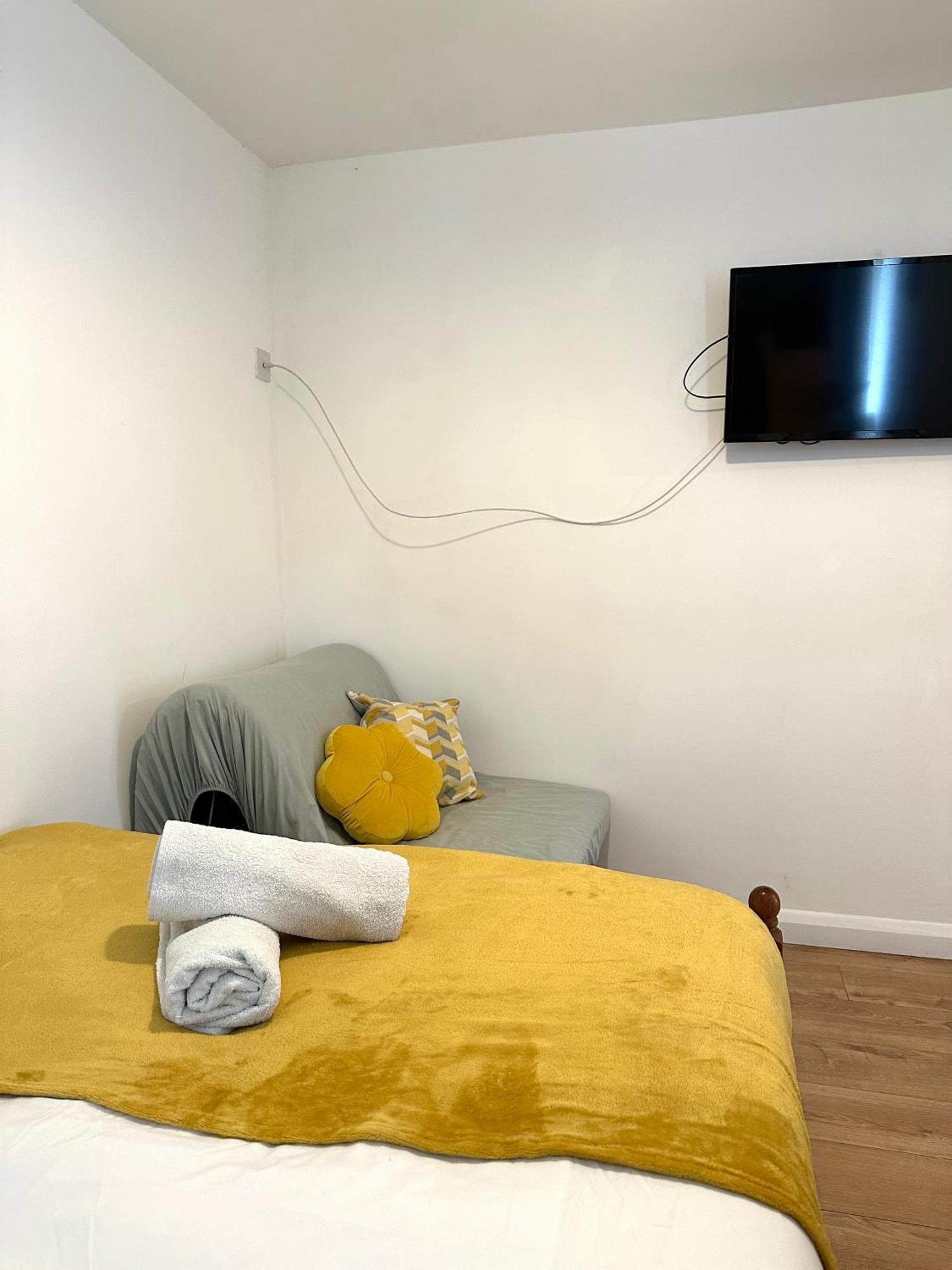 Langdale House 5 Bedroom 7 Beds 3 Bathrooms Homestay *
