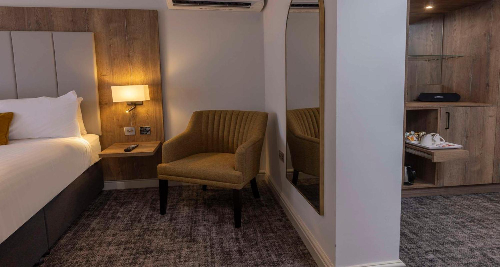 Hotel Crowne Plaza East Midlands Airport By Ihg Derby